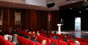 Mehmet Akif Ersoy Ortadoğu’daki Medya Algısını İnegöl’de Anlattı