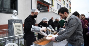 Yeşilova Mahallesi’nde 1000 kişilik iftar sofrası