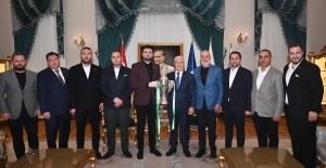 Bursaspor Başkanı Enes Çelik'ten Başkan Mustafa Bozbey'e teşekkür ziyareti