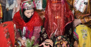 Kına gecesi geleneği Osmangazi’de yaşatıldı
