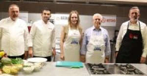 Başkan Mustafa Bozbey ve Seden Bozbey, obezite ile mücadele için mutfağa girdi