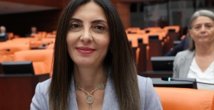 CHP Bursa Milletvekili PM Üyesi Nurhayat Altaca Kayışoğlu" Vatandaş Bizden Ne İstiyor"