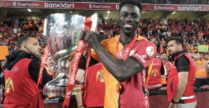 Galatasaray, kupayı coşkuyla kaldırdı!
