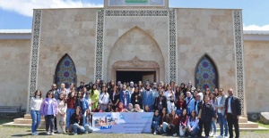 Gençler Ahlat’ta Geçmişle Gelecek Arasında Bir Köprü Kurdu