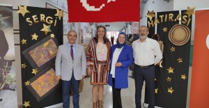 Mamak’ta okul aile ve mahalle el ele: Bayrağımız ilmek ilmek örüldü
