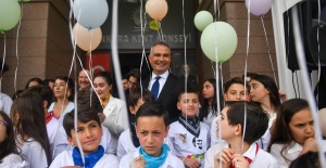 MİNİK ELLERDEN ÇIKAN ESERLER, AKK'DE BAŞKENTLİ SANATSEVERLERLE BULUŞTU
