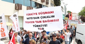 TÜRK MİLLETİ, TÜRKİYE DÜŞMANI NATO’YA  EDİRNE’DEN BAYRAK GÖSTERDİ