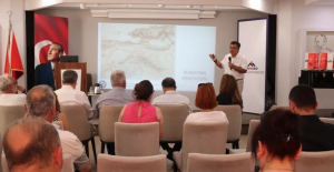 BUMİAD’da İznik’in tarihi konuşuldu