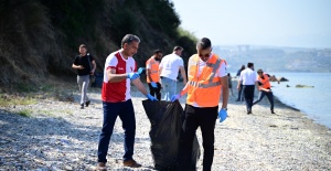 Gemlik'in Yeni Sahil Yolu Birlikte Temizlendi