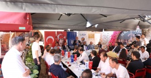 Başkan Bozbey: “Bursa turizmi için taşın altına elimizi değil, gövdemizi koyduk”
