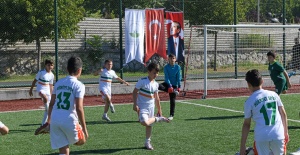 Geleceğin futbolcuları Osmangazi’de sahaya çıktı