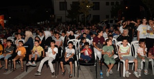 Osmangazi Belediyesi’nin sinema gecelerine yoğun ilgi