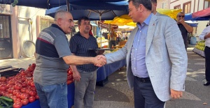 Başkan Aydın, Muradiye Pazarı’nda esnaf ve vatandaşla buluştu