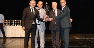 Belediyespor'dan 3 Kupa Birden