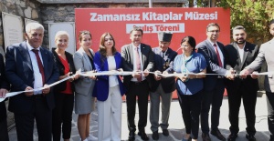 Zamansız Kitaplar Müzesi kapılarını açtı
