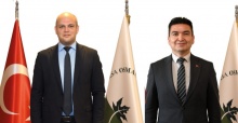 BAŞKAN ERKAN AYDIN’IN ALTINI ÖZEL KALEM MÜDÜRÜ UMUT NURAL MI OYUYOR ?